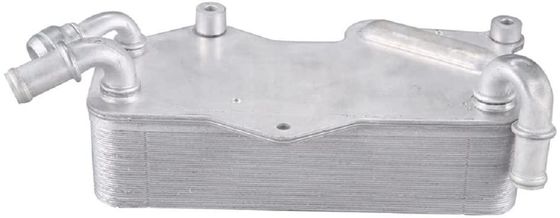 4G0317021M Parti del motore Gear Oil Cooler per AUDI A7