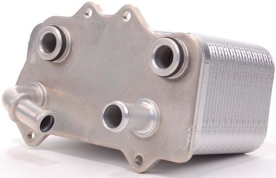 99630701750 Parti del motore Reattore di raffreddamento dell'olio per Porsche 911 (996)