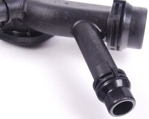 06E121045R Tubi per refrigeranti per auto resistenti alla corrosione e facili da installare